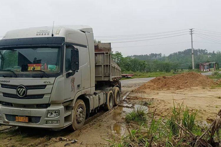 二手欧曼重卡(原福田欧曼) 490马力 牵引车