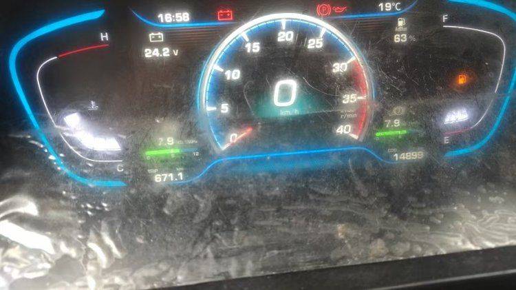 二手一汽解放轻卡 180马力 载货车