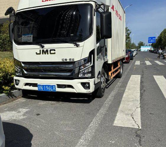 二手江铃汽车 146马力 载货车