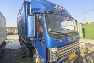 二手江淮 帅铃S9 170马力 5.4米排半厢式轻卡(国六) 单桥 康明斯二手载货车 黄牌图片