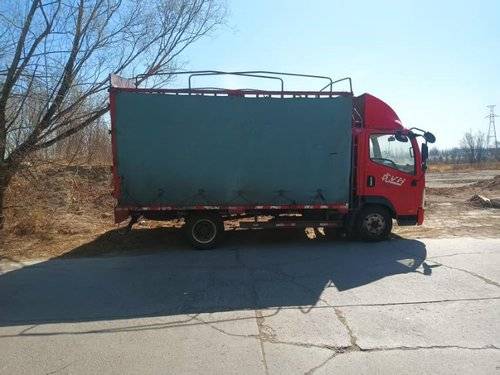 一汽解放轻卡 130马力 载货车