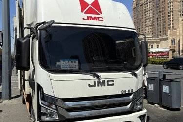 二手江铃 全新凯运宽体 豪华版 146马力 4.2米单排厢式轻卡(国六)(6挡)(国六) 单桥 江铃二手载货车 蓝牌图片