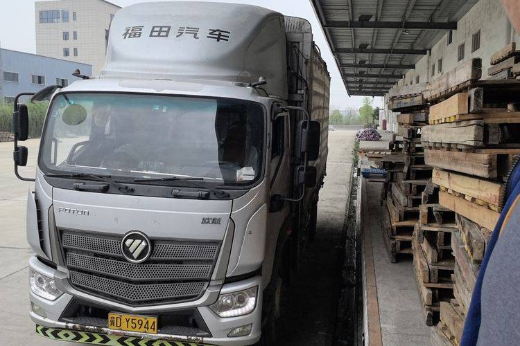 二手福田欧航 220马力 载货车