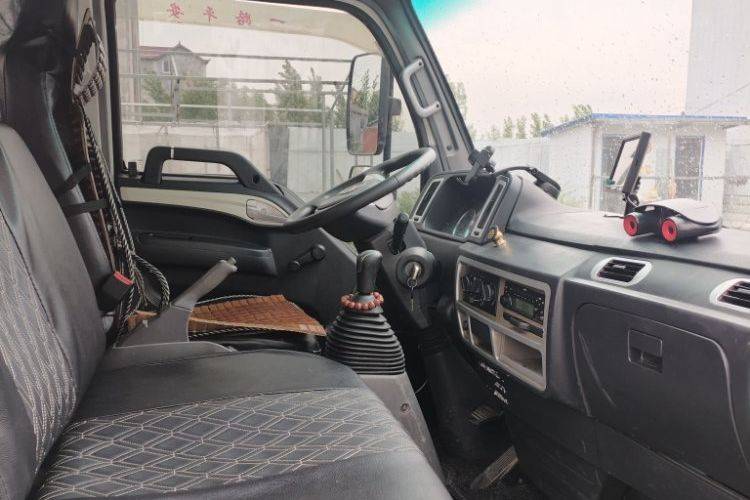 二手江淮康铃 120马力 载货车