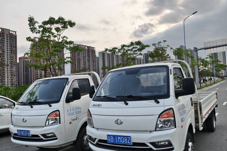 二手长安跨越 122马力 载货车
