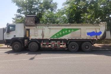 二手上汽红岩 杰狮C500重卡 重载版 430马力 8X4 7.8米自卸车(国五) 前四后八 上柴二手自卸车 黄牌