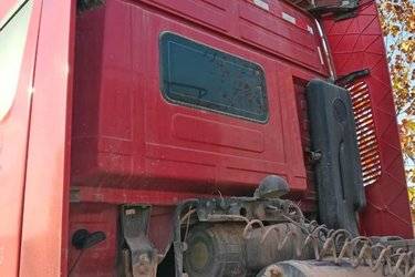 二手福田 欧曼EST 6系重卡 510马力 6X4牵引车(采埃孚16挡)(国五) 双驱 福田康明斯二手牵引车 黄牌