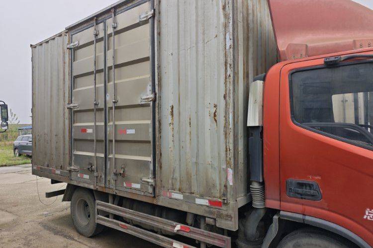 二手福田奥铃 156马力 载货车
