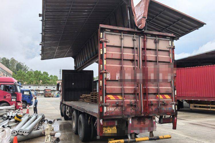 二手东风柳汽乘龙 350马力 载货车