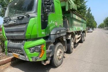 二手江铃重汽 威龙重卡 390马力 8X4 7.8米自卸车(国五) 前四后八 福田康明斯二手自卸车 黄牌图片