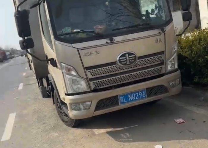 二手一汽解放轻卡 160马力 专用车