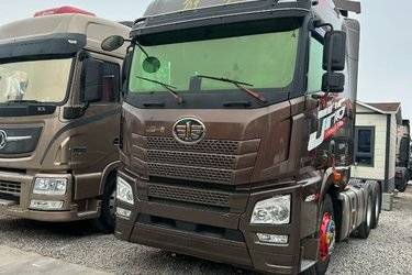 ���ֿ����ൺ��� JH6�ؿ� 480���� 6X4ǣ����(����) ˫�� Ϋ�����ǣ���� ����