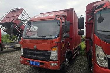 二手中国重汽HOWO 追梦 130马力 4.15米排半厢式轻卡(国六)(万里扬6挡)(国五) 单桥 潍柴二手载货车 蓝牌