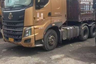 ���ֿ����������� ����H7�ؿ� 550���� 6X4ǣ����(����) ˫�� �������ǣ���� ����