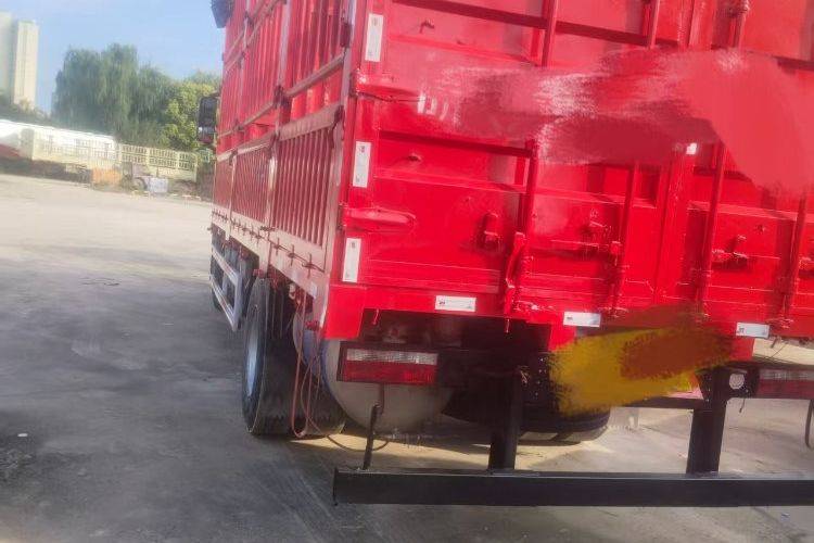 二手江淮格尔发 240马力 载货车