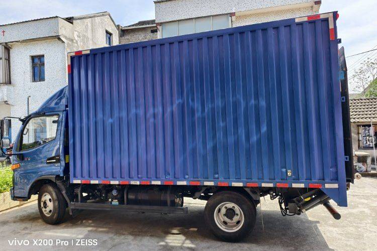 二手江淮骏铃 152马力 载货车