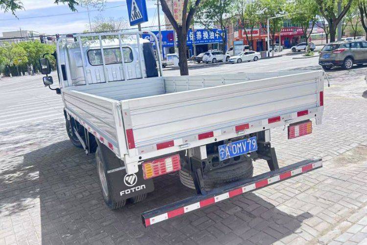 二手福田欧马可 156马力 载货车