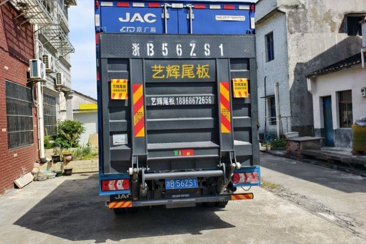 二手江淮骏铃 152马力 载货车