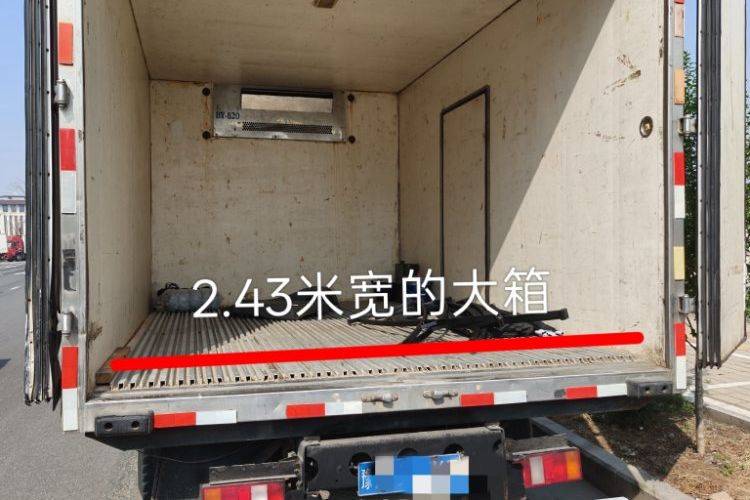 二手重汽HOWO轻卡 142马力 专用车