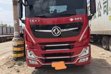二手东风商用车 天龙旗舰KX 王者版 530马力 6X4 LNG牵引车(速比3.42)(国六) 双驱 东风康明斯二手牵引车 黄牌图片