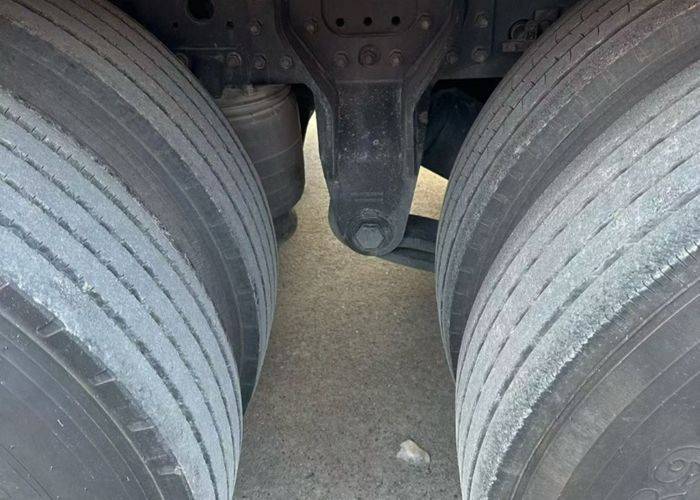 二手欧曼重卡(原福田欧曼) 520马力 专用车