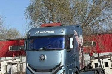 二手福田 欧曼银河9 680马力 6X4 AMT自动档牵引车(国六) 双驱 福田康明斯二手牵引车 黄牌