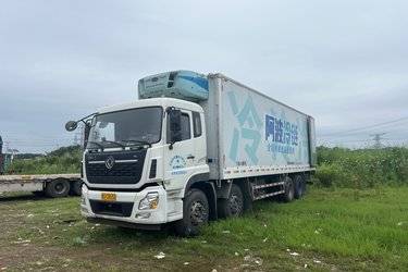二手冷藏车 东风新疆 东风畅行 315 9.6 8X4