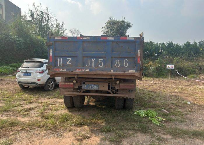 二手南骏汽车 130马力 自卸车