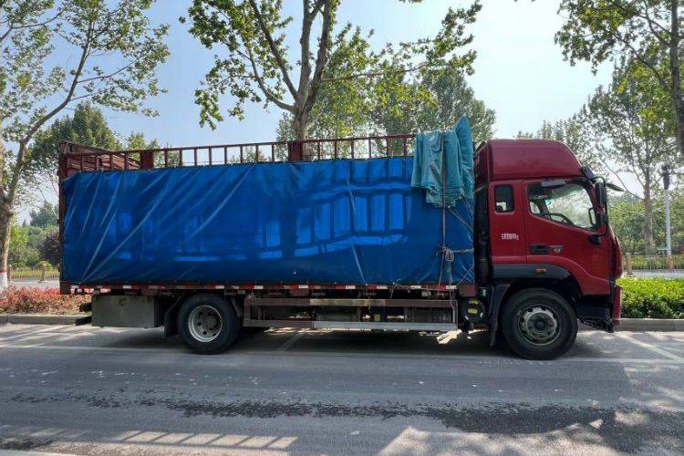 二手福田欧航 220马力 载货车
