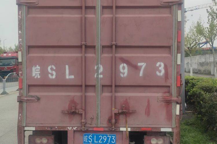 二手福田欧马可 117马力 载货车