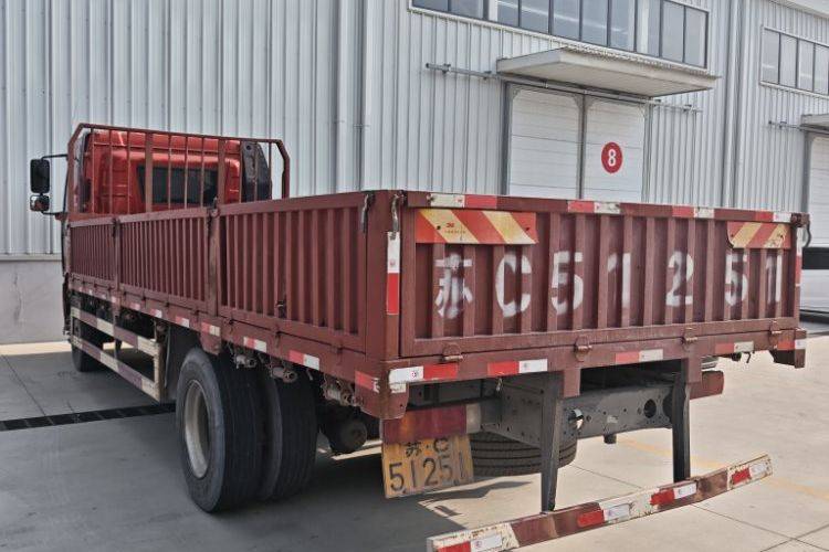 二手一汽解放 160马力 载货车