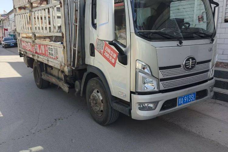二手一汽解放轻卡 160马力 载货车