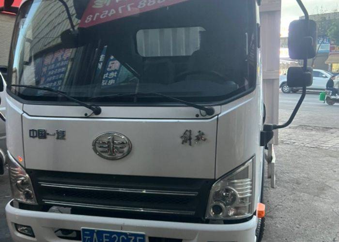 二手一汽解放轻卡 110马力 载货车