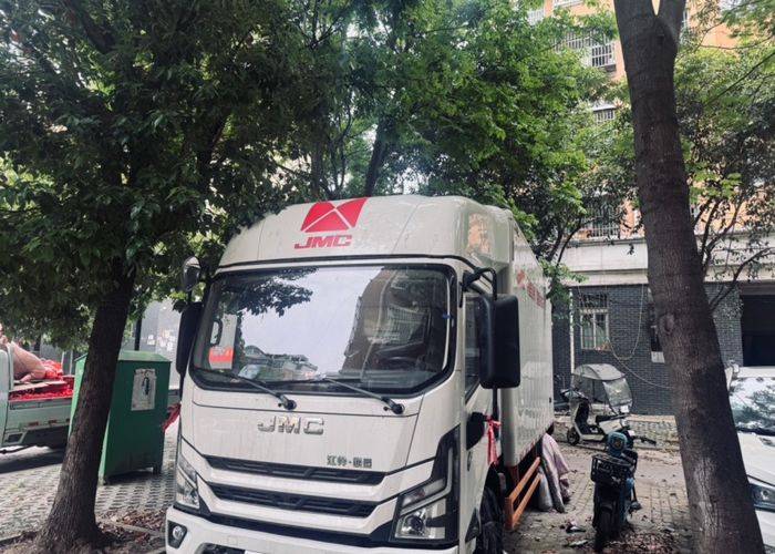 二手江铃汽车 129马力 载货车
