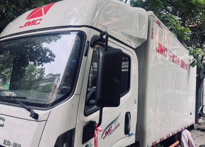 二手江铃汽车 129马力 载货车