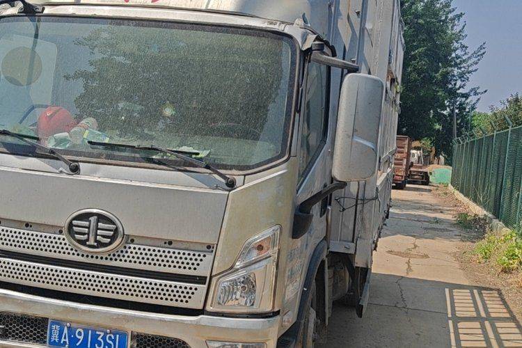 二手一汽解放轻卡 160马力 载货车