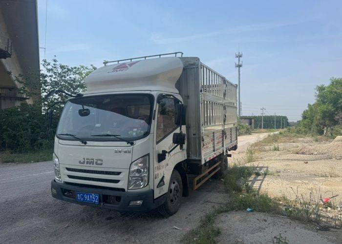 二手江铃汽车 156马力 载货车