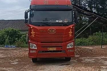 二手一汽解放 J6M重卡 标载型 280马力 8X2 9.5米厢式载货车(国五) 前四后六 锡柴二手载货车 黄牌图片