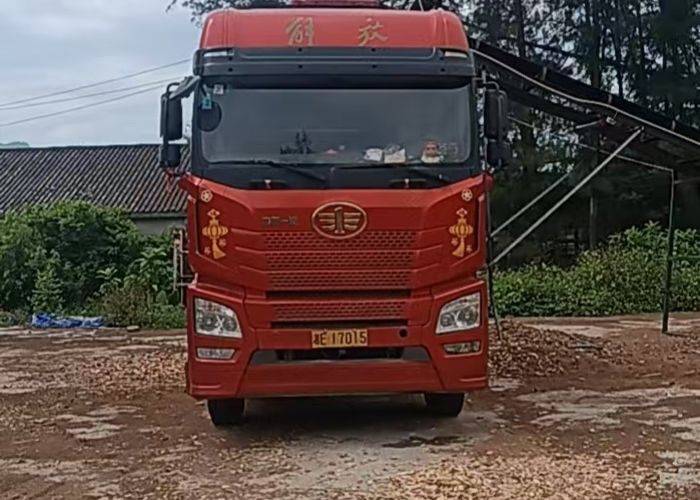 二手一汽解放 280马力 载货车