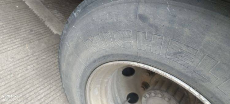二手江淮格尔发 240马力 载货车