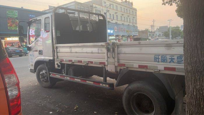 二手福田奥铃 156马力 载货车