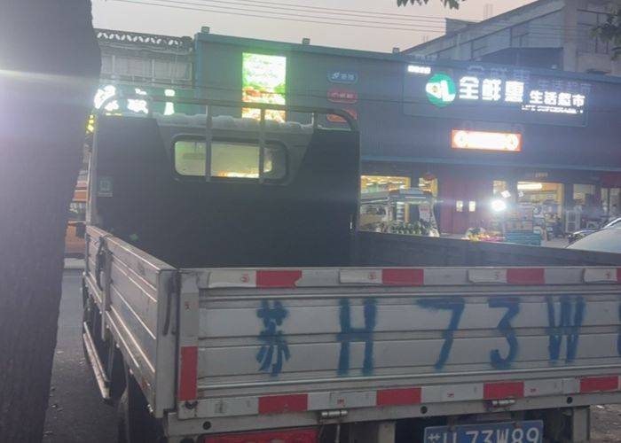 二手福田奥铃 156马力 载货车
