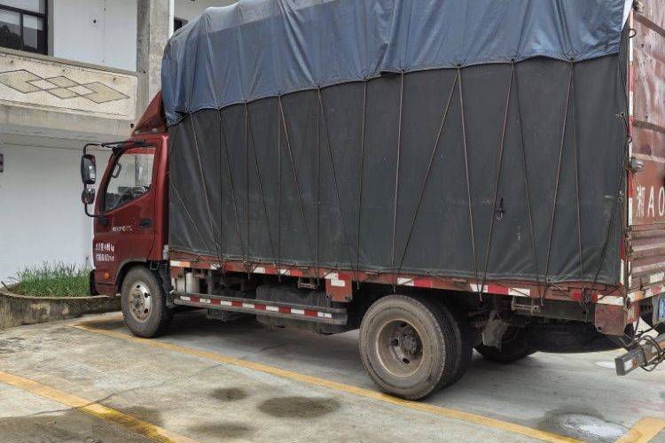 二手福田奥铃 154马力 自卸车