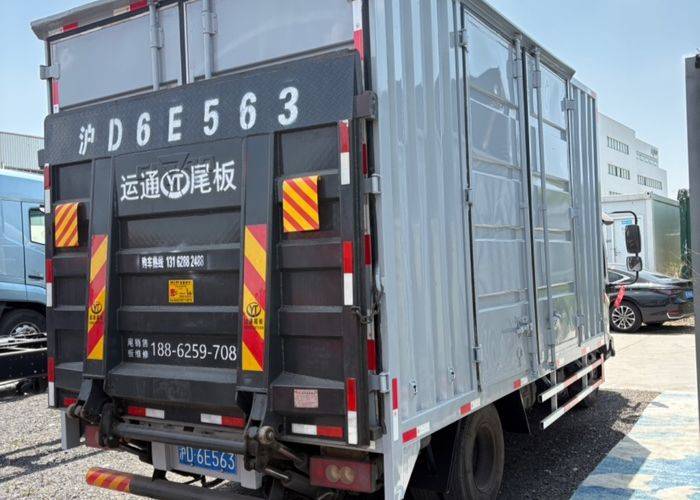 二手福田奥铃 110马力 载货车