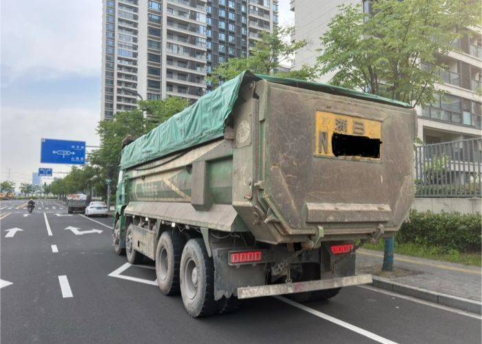 二手陕汽重卡 350马力 自卸车