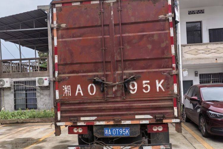二手福田奥铃 154马力 自卸车