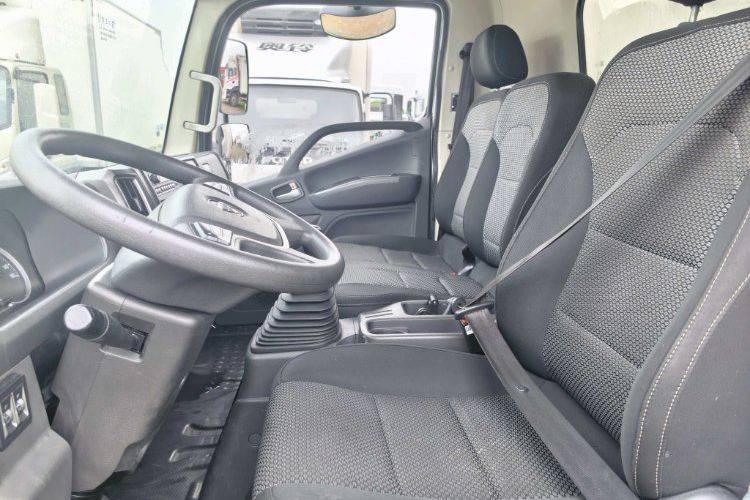二手福田奥铃 156马力 专用车