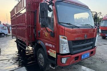 二手中国重汽HOWO 悍将 170马力 3.85米排半仓栅式轻卡(国五) 单桥 云内动力二手载货车 蓝牌图片