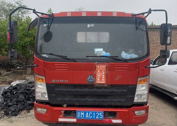二手重汽HOWO轻卡 154马力 载货车