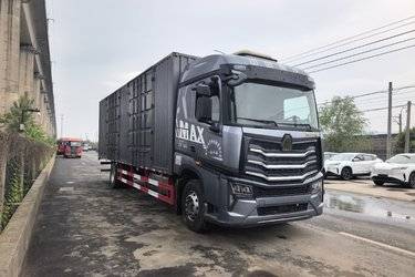 二手中国重汽 HOWO MAX 290马力 4X2 9.6米厢式载货车(国六) 单桥 曼二手载货车 黄牌
